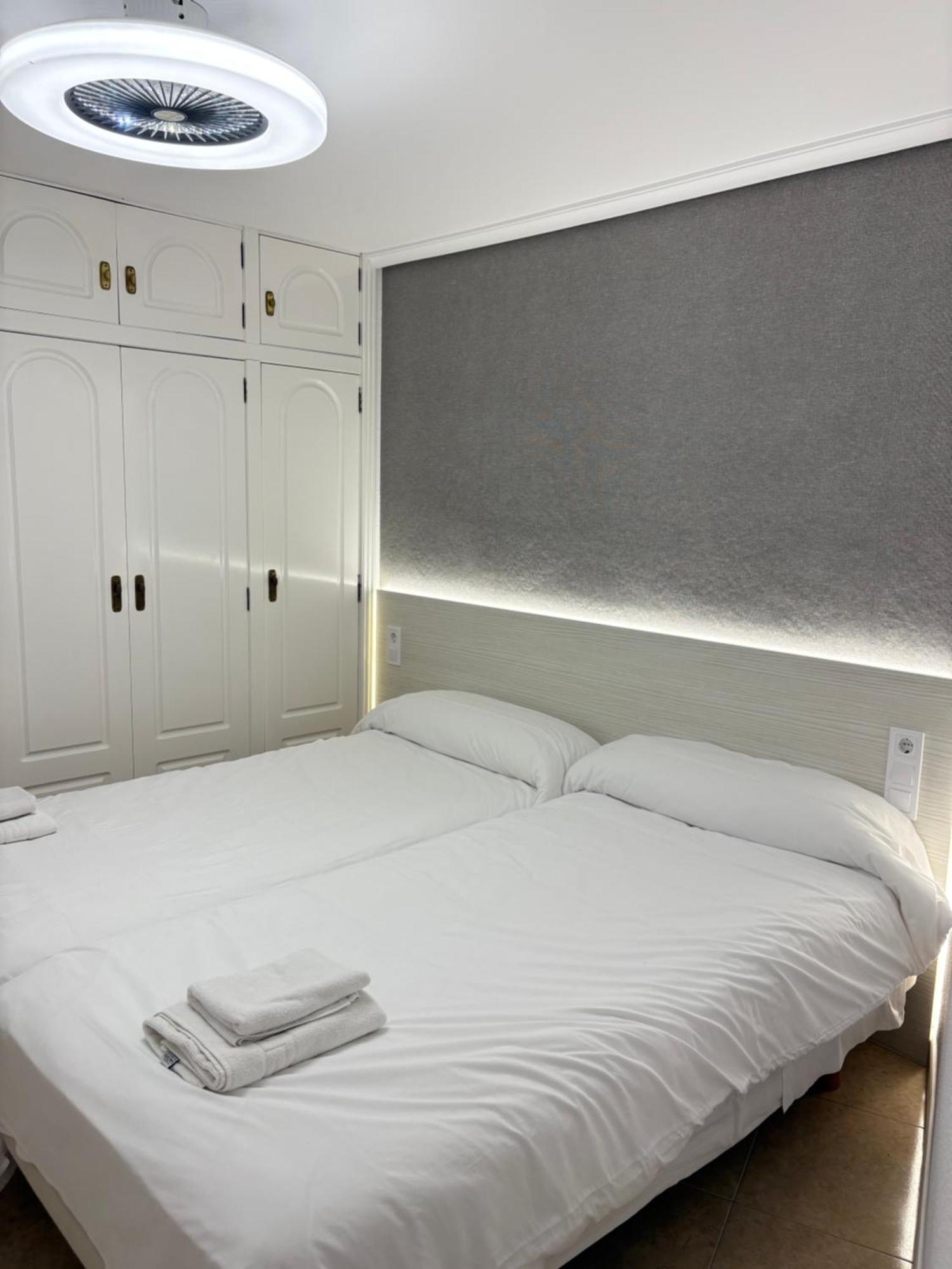 Apartamentos Carmela Benidorm Eksteriør bilde