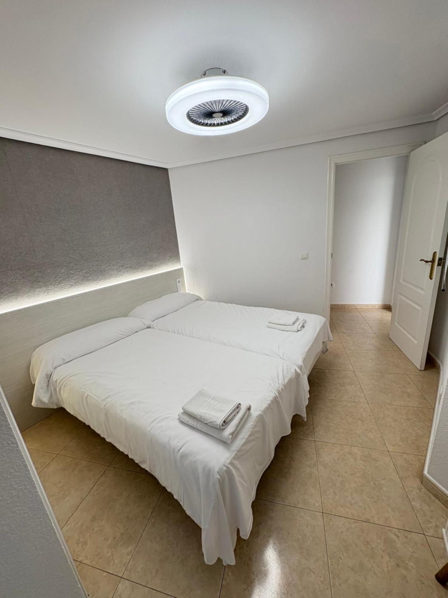 Apartamentos Carmela Benidorm Eksteriør bilde