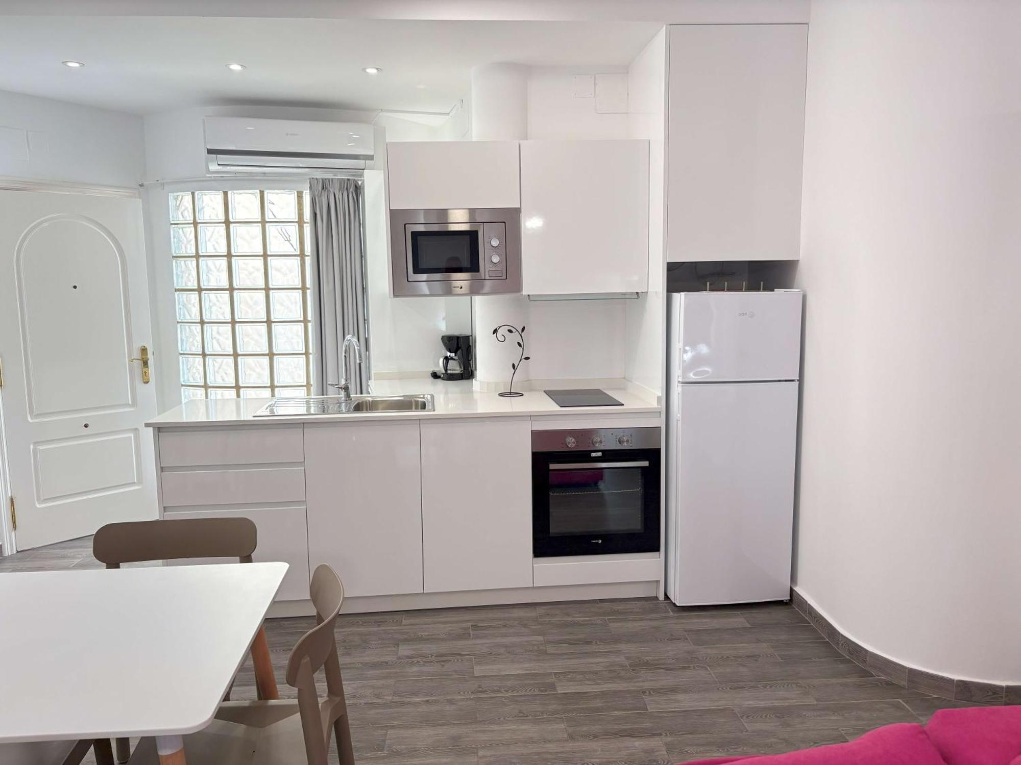 Apartamentos Carmela Benidorm Eksteriør bilde