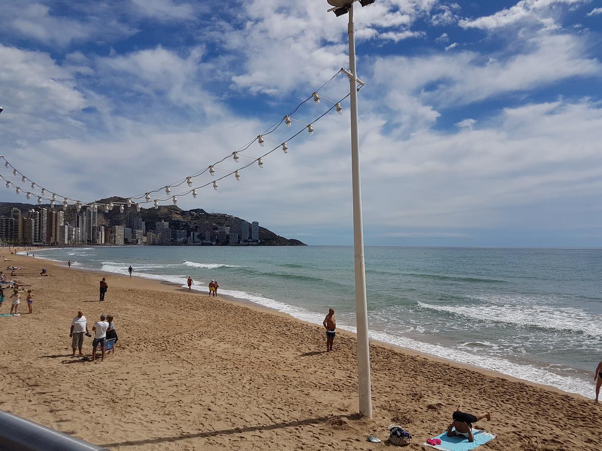 Apartamentos Carmela Benidorm Eksteriør bilde